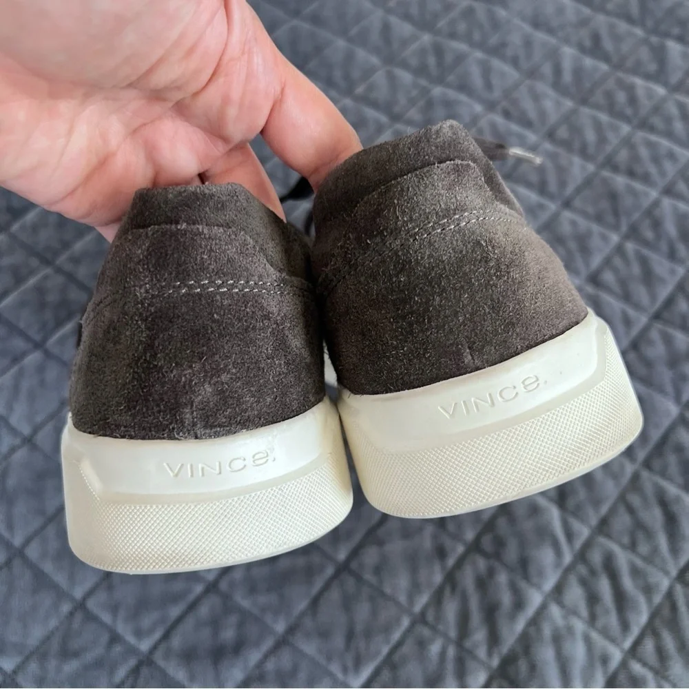 Vince Shoes Mens Size 9 Gray Suede Low Top Sneakers Leather Trim Casual Comfort - Picture 4 of 10